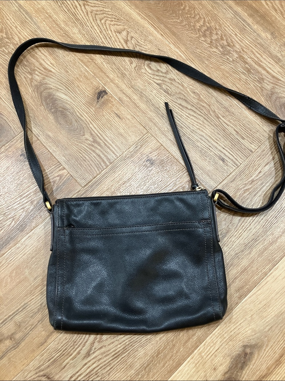Fossil Everyday Black Leather Crossbody Bag with Adjustable Strap